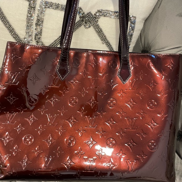 Luis Vuitton Wilshire Handbag Monogram Vernis MM Red - Picture 2 of 10